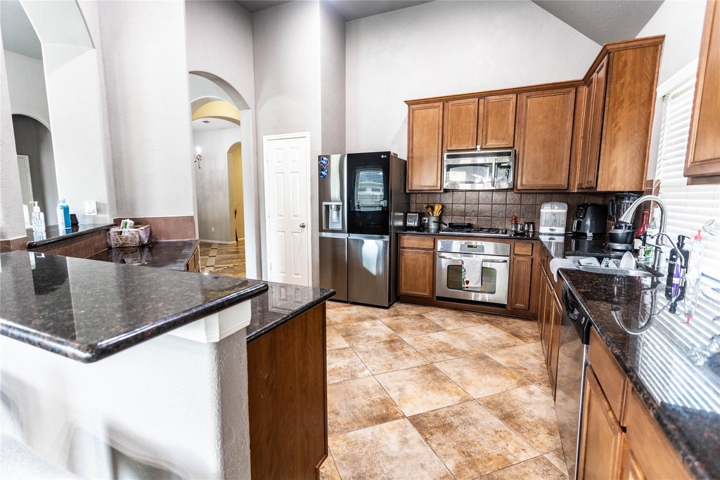 16006 Lost Anchor Way Lane - Photo 9