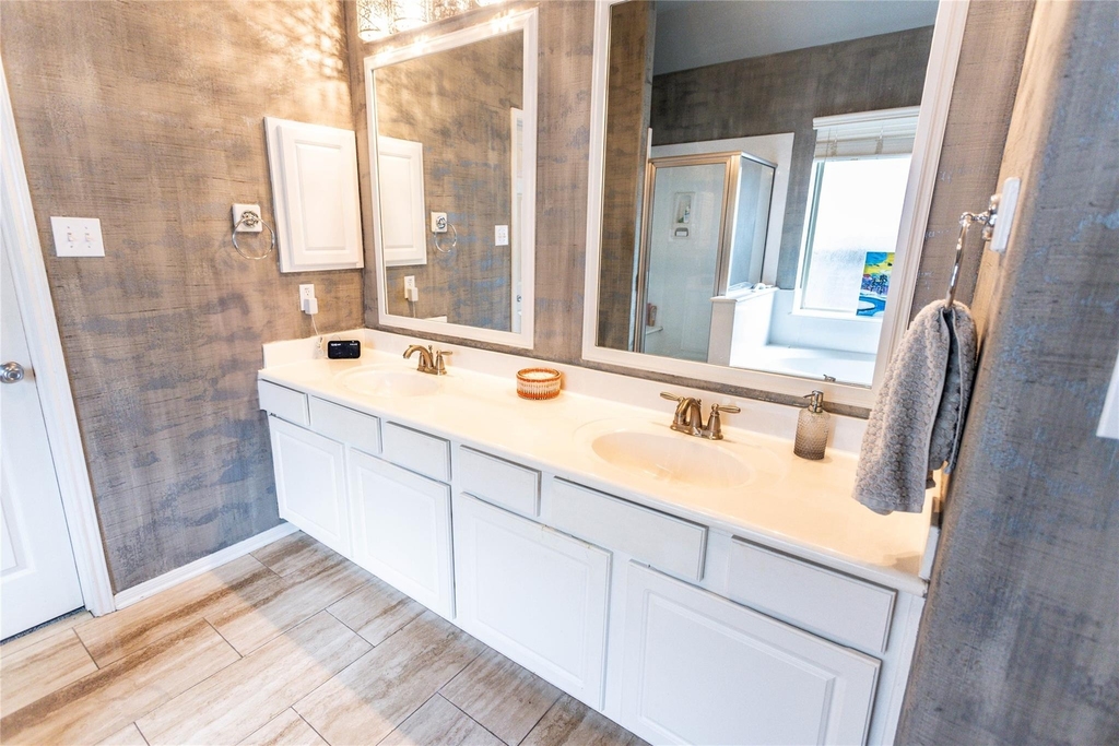 16006 Lost Anchor Way Lane - Photo 14