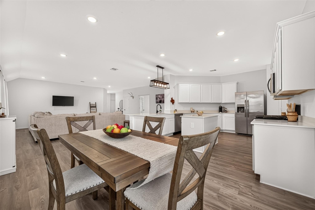 3112 Catalonion Court - Photo 8