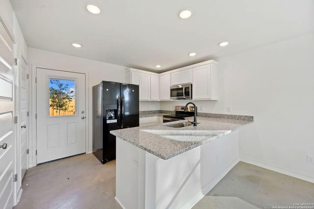 543 Delmar Street - Photo 4