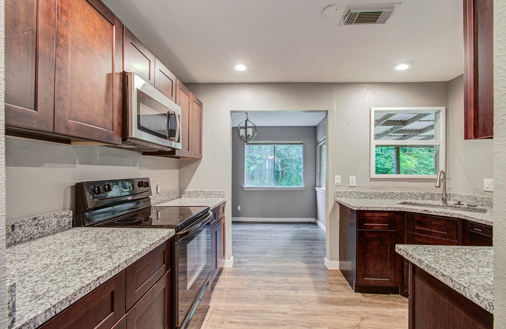 2554 River Ridge - Photo 1