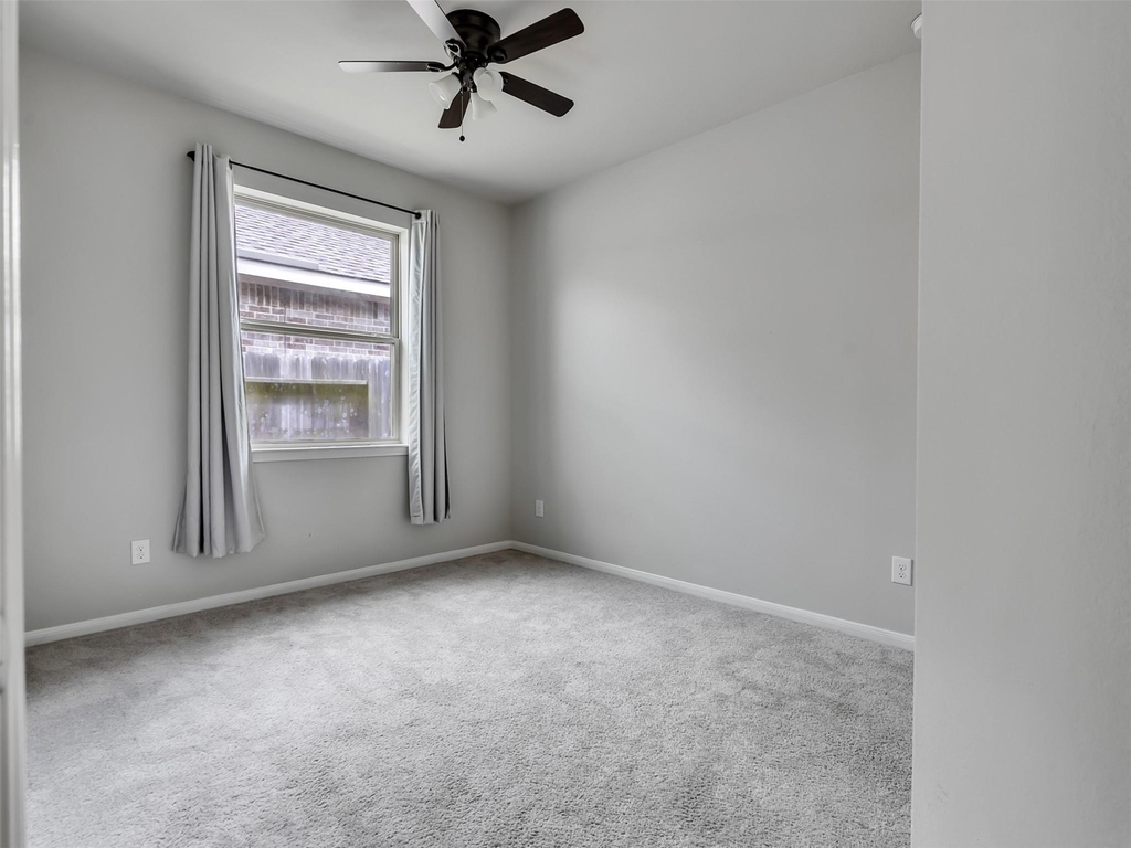 2643 Dry Creek Drive - Photo 5