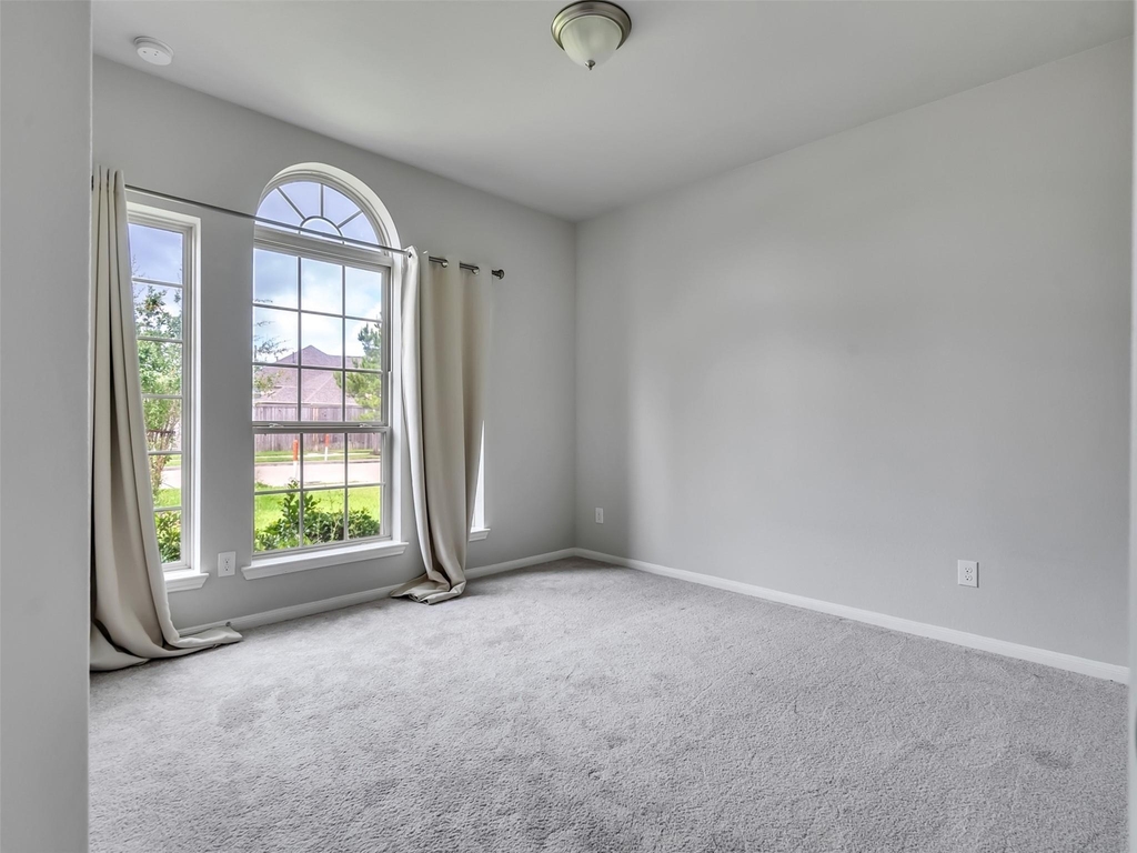 2643 Dry Creek Drive - Photo 4