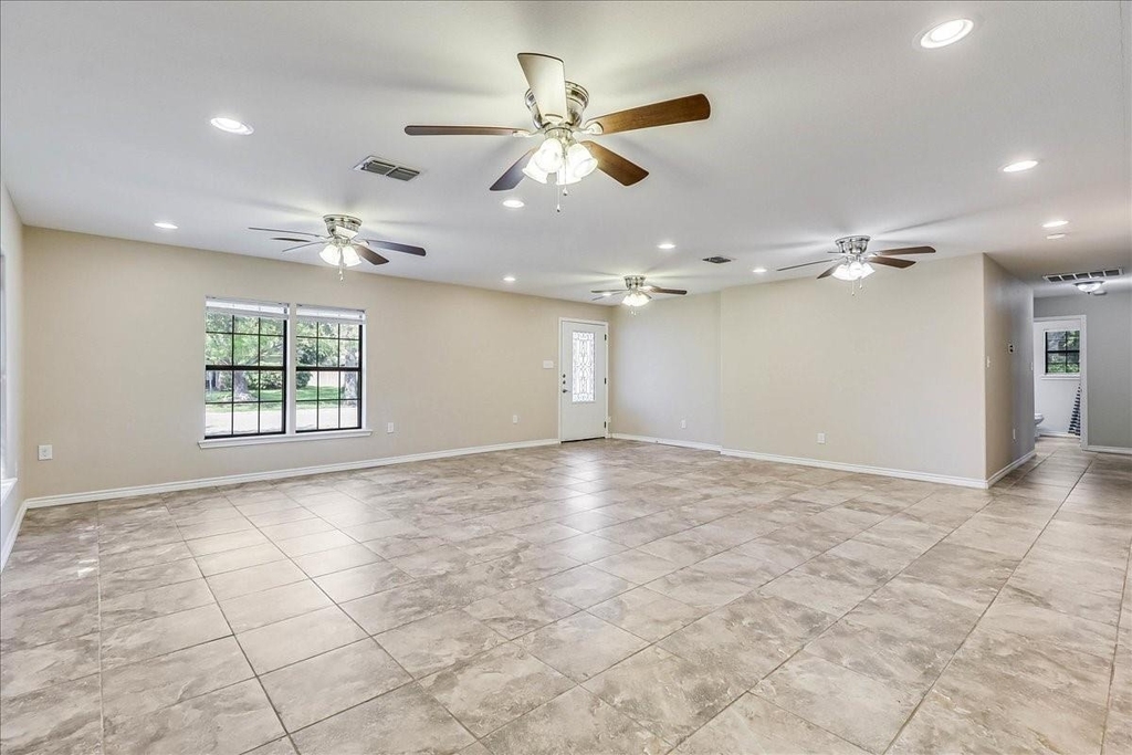 2111 E Lott Avenue - Photo 10