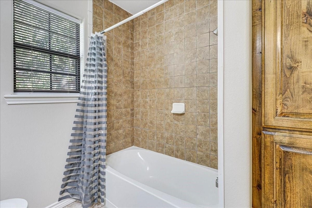 2111 E Lott Avenue - Photo 41