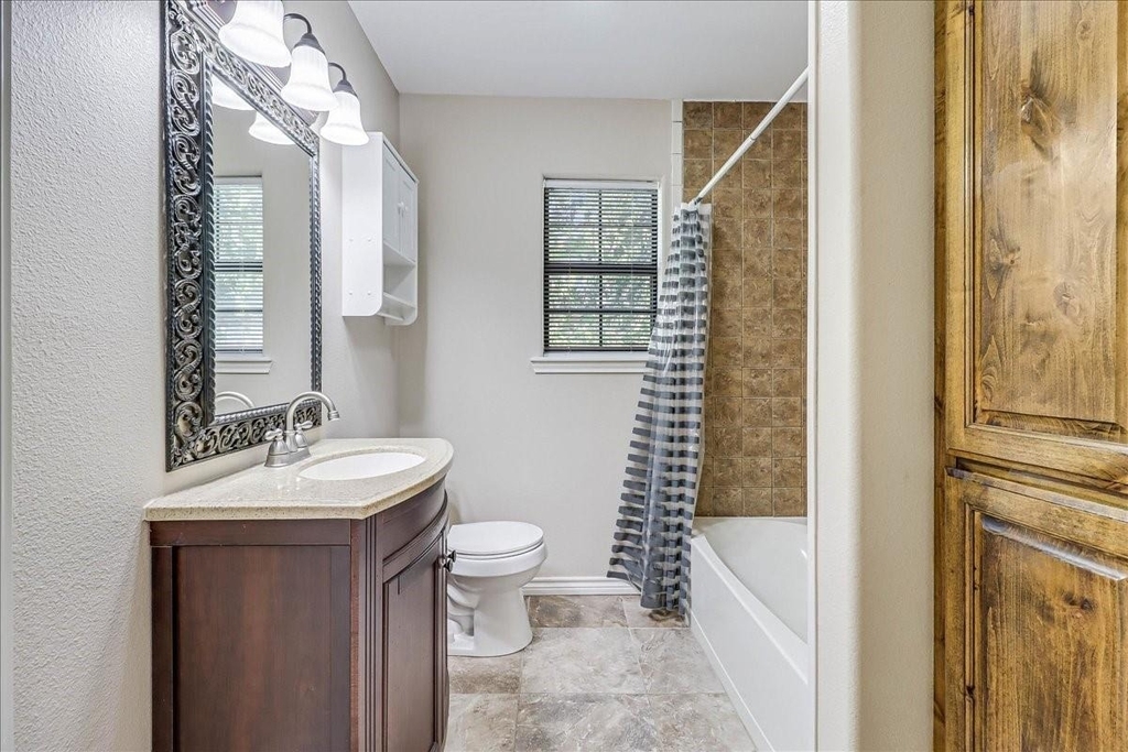 2111 E Lott Avenue - Photo 40