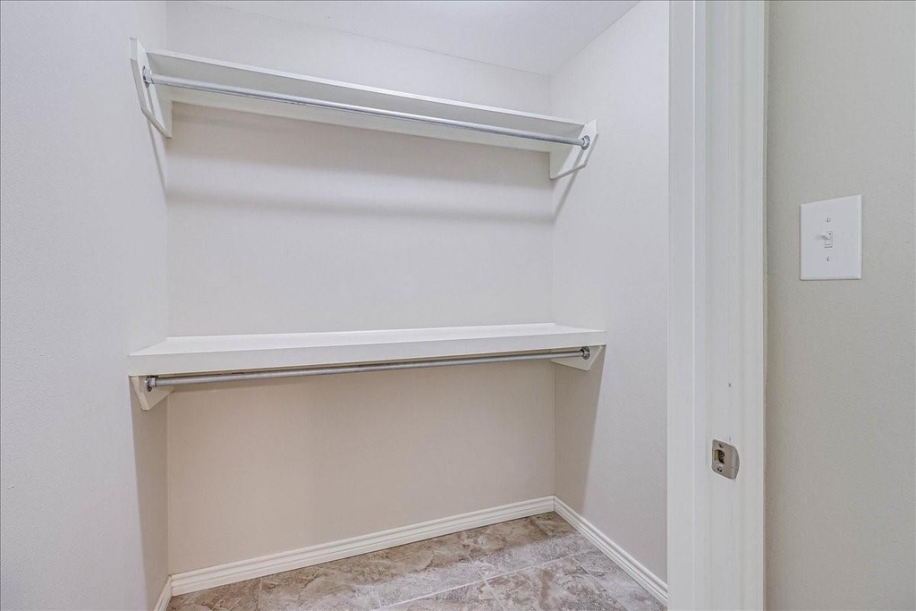 2111 E Lott Avenue - Photo 39