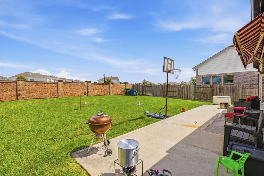 15647 Roscobie Park Drive - Photo 23