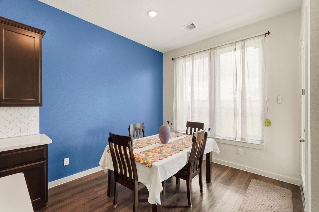 15647 Roscobie Park Drive - Photo 10