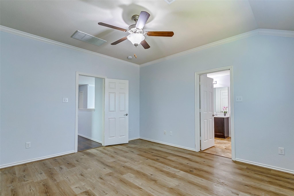 6451 Calgary Woods Lane - Photo 38