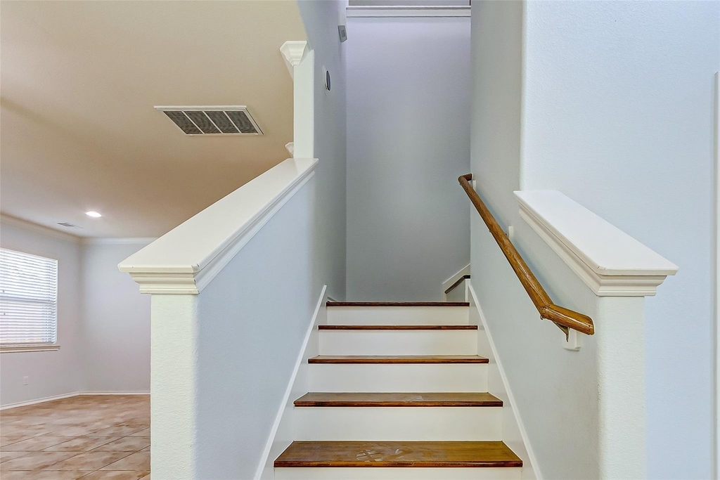 6451 Calgary Woods Lane - Photo 40