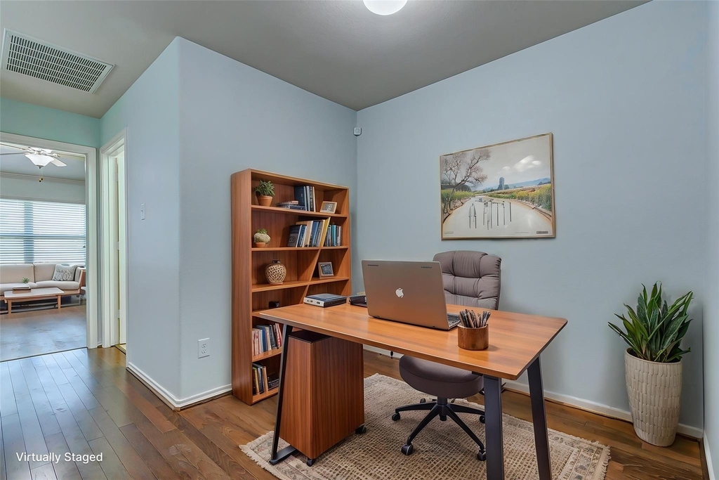 6451 Calgary Woods Lane - Photo 32
