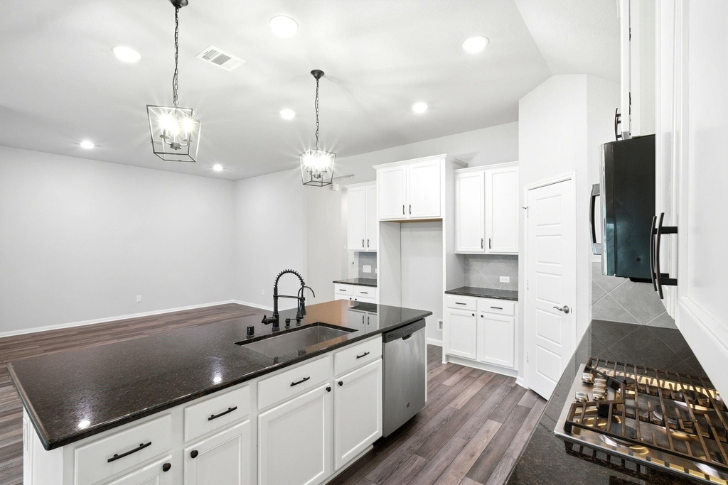 19218 Jenny Creek Court - Photo 13