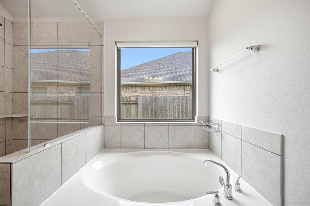 19218 Jenny Creek Court - Photo 20