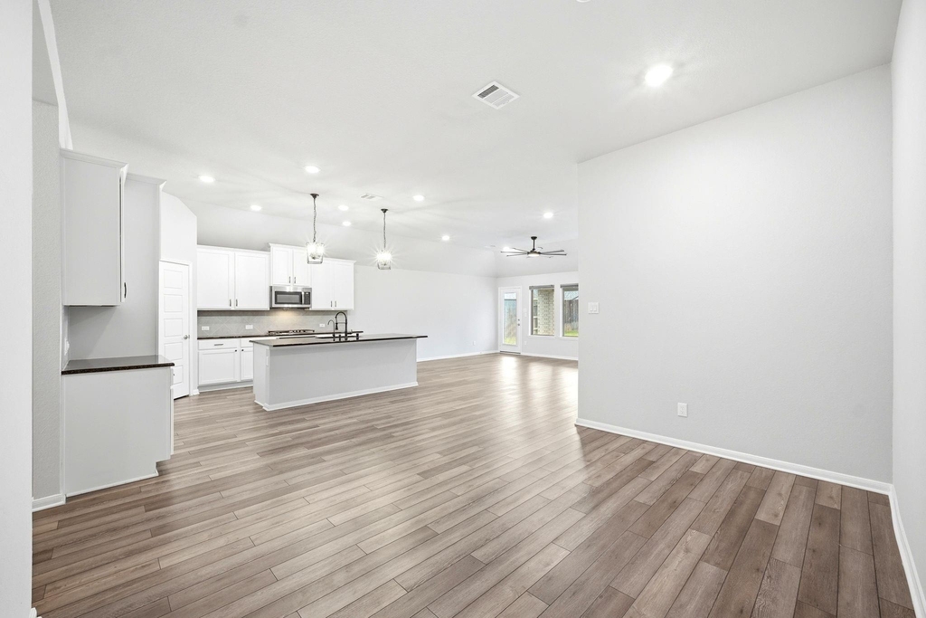 19218 Jenny Creek Court - Photo 17