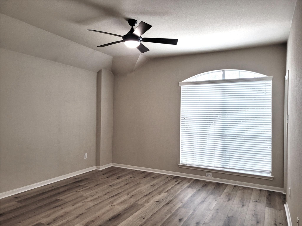 26319 Longview Creek Drive - Photo 32