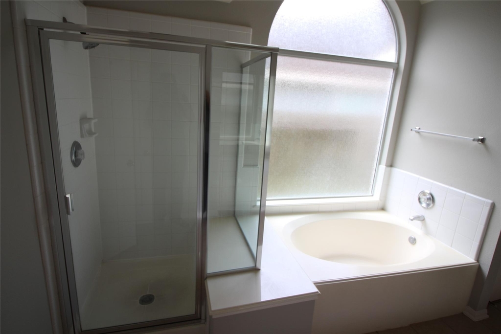 1011 Lexington Green Drive - Photo 19