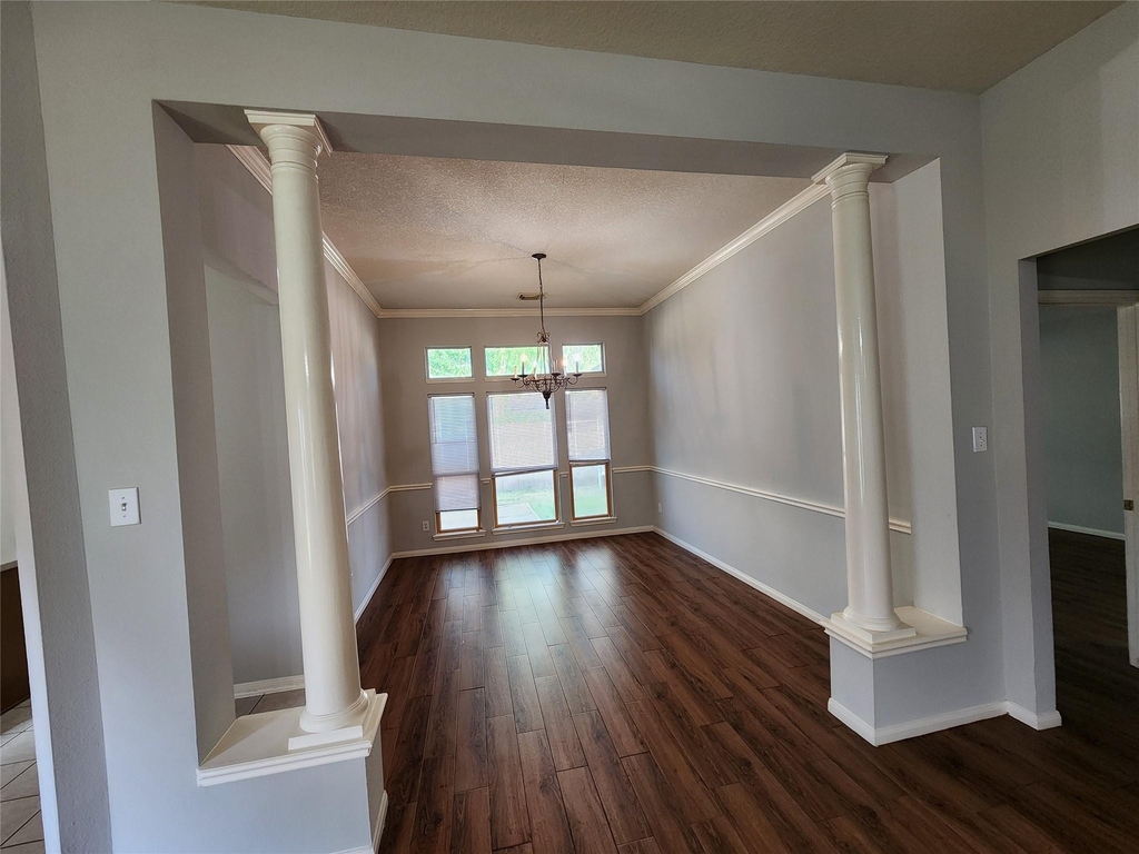 1011 Lexington Green Drive - Photo 6