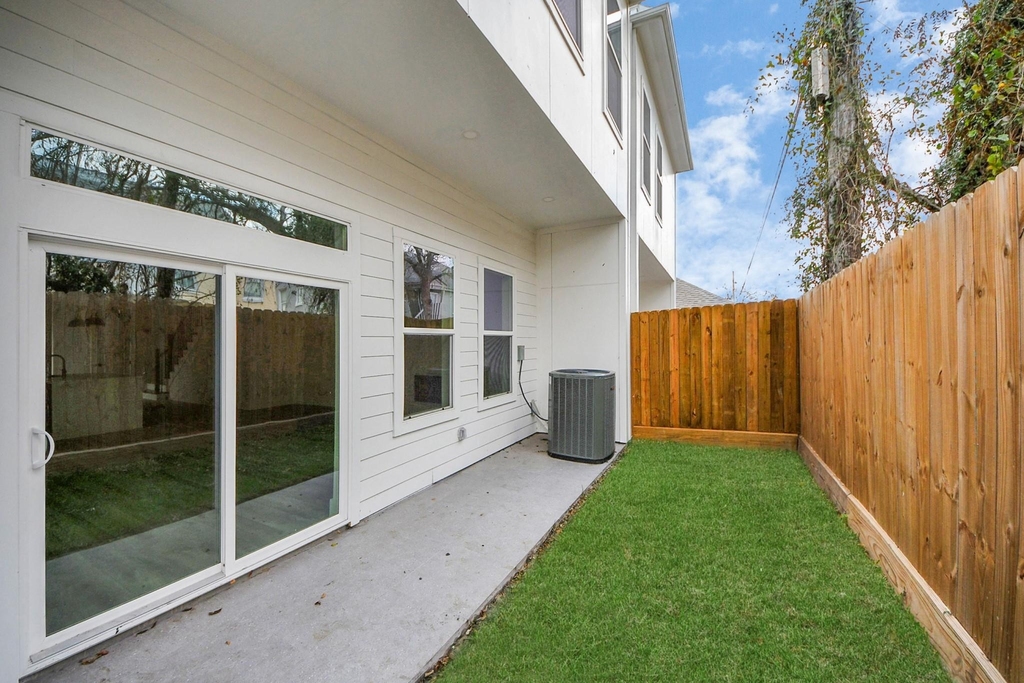 2911 Wichita Street - Photo 46