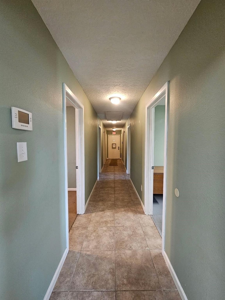 1501 6th Street N - Photo 4