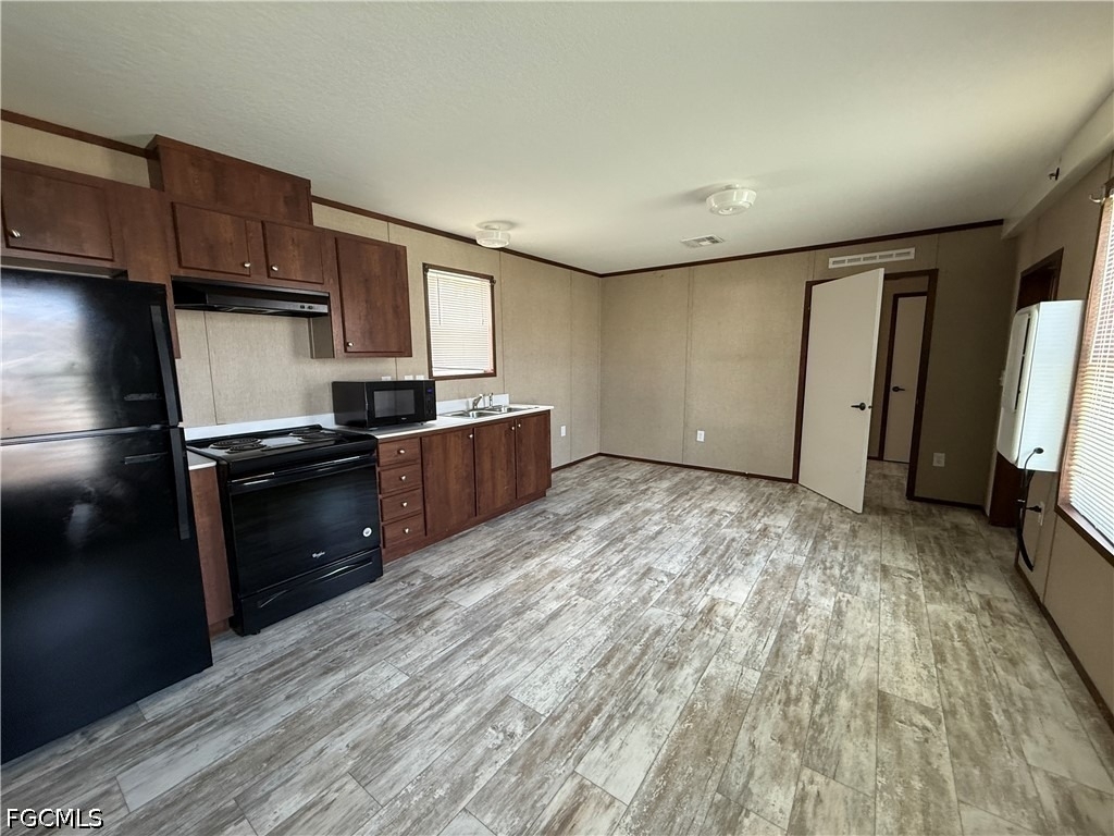 12120 Cactus Drive - Photo 0