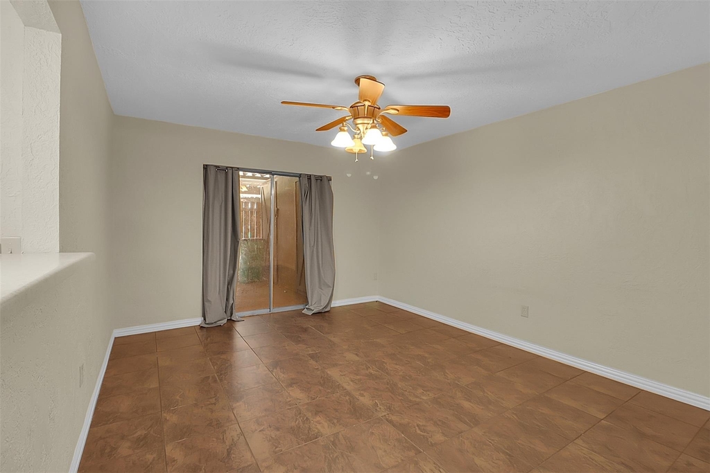 1304 Ward Road - Photo 4