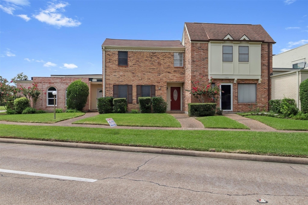 1304 Ward Road - Photo 0