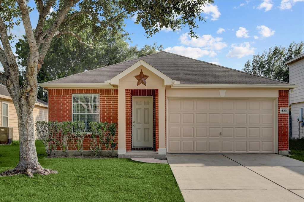 822 Crabapple Way - Photo 0