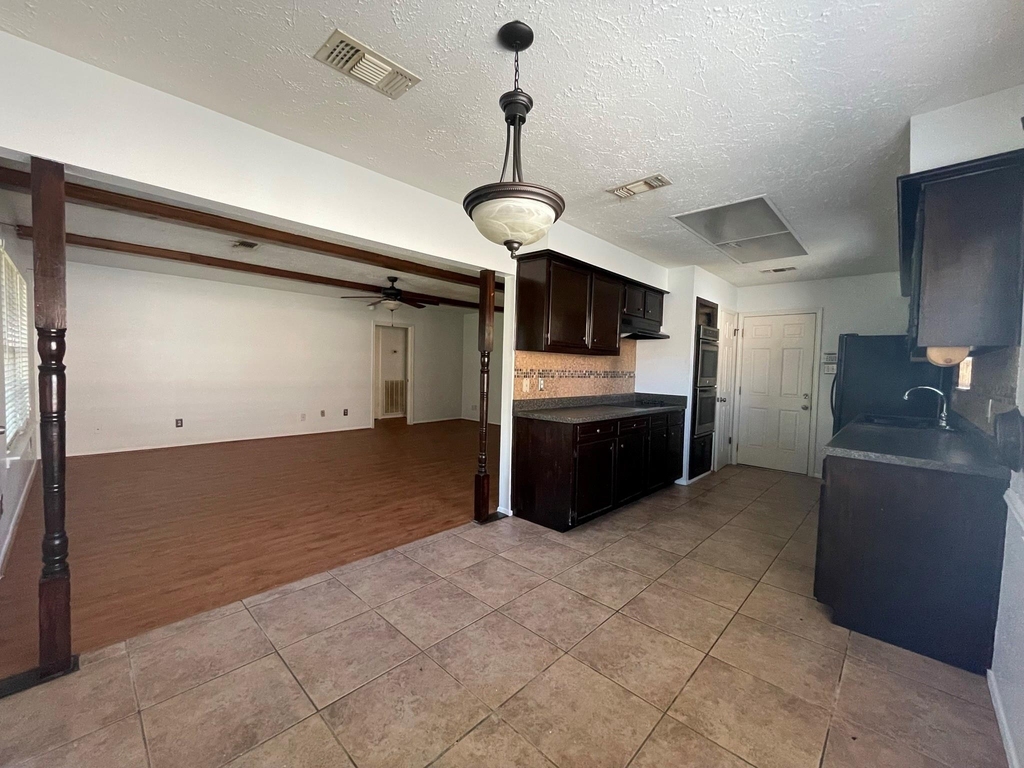 3103 Sam Houston Drive - Photo 21