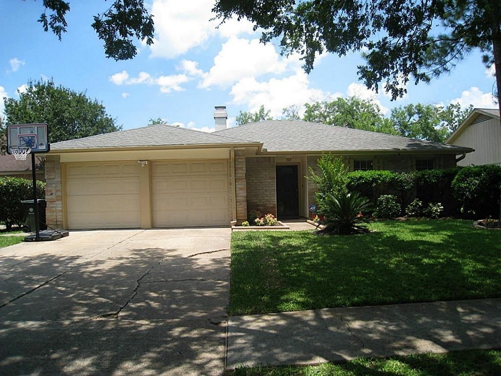 3103 Sam Houston Drive - Photo 0