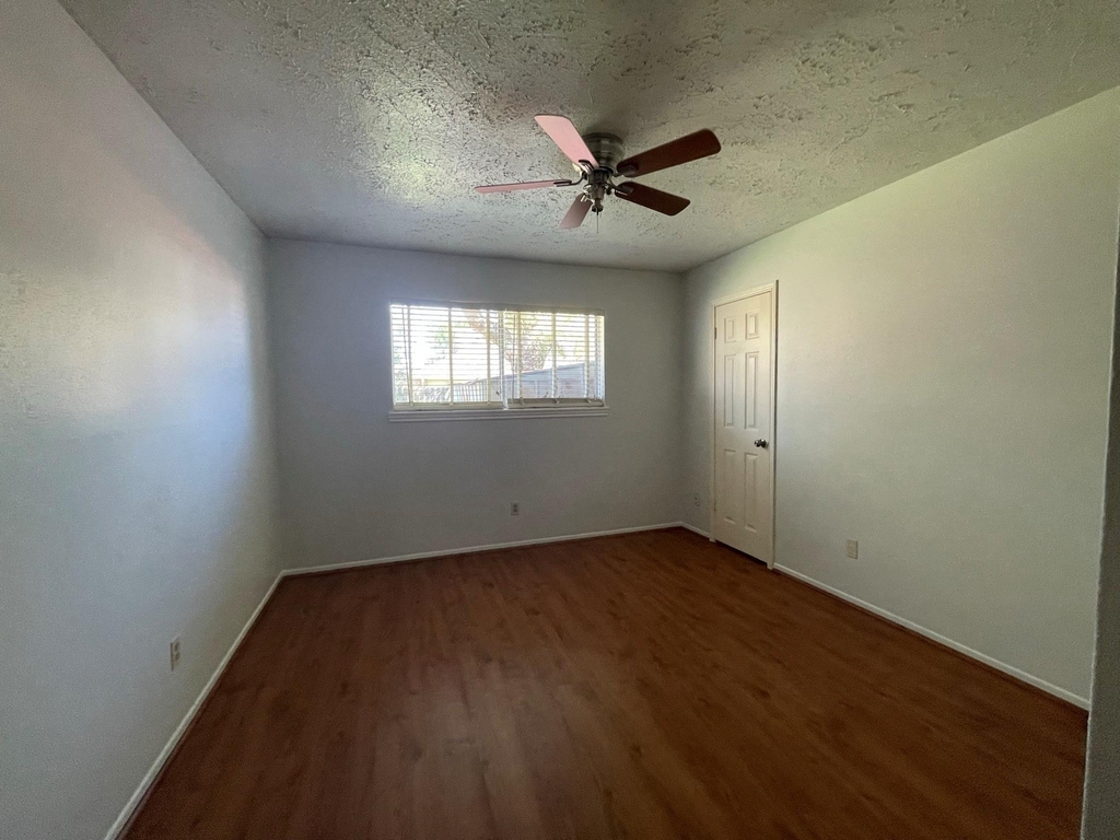 3103 Sam Houston Drive - Photo 18