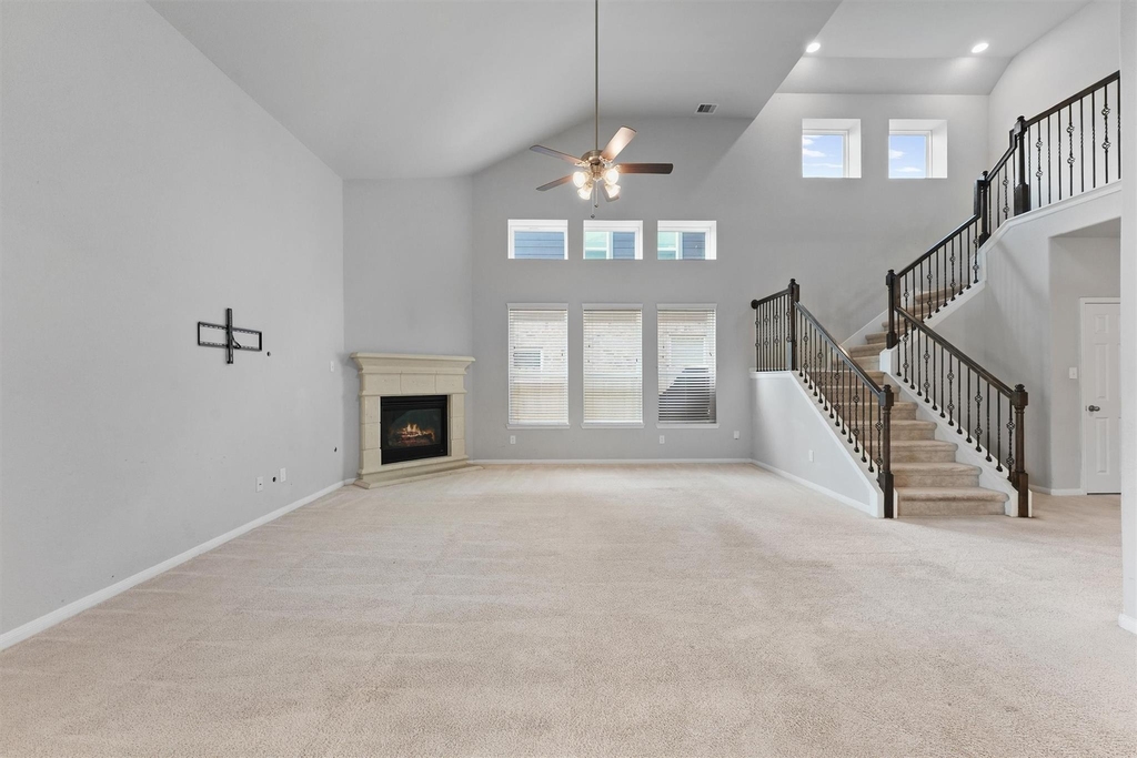 5443 Grand View Drive - Photo 4