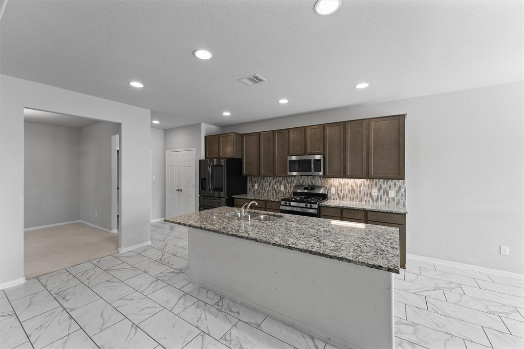 5443 Grand View Drive - Photo 2