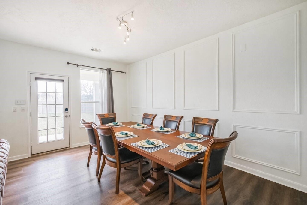18607 Shavano Court - Photo 9