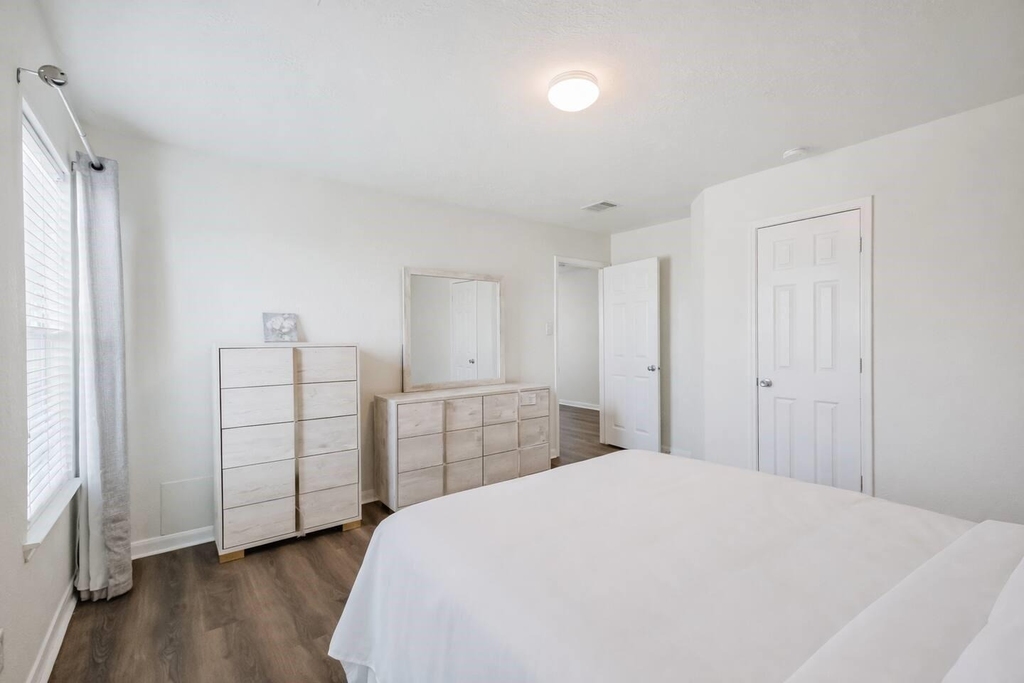 18607 Shavano Court - Photo 24