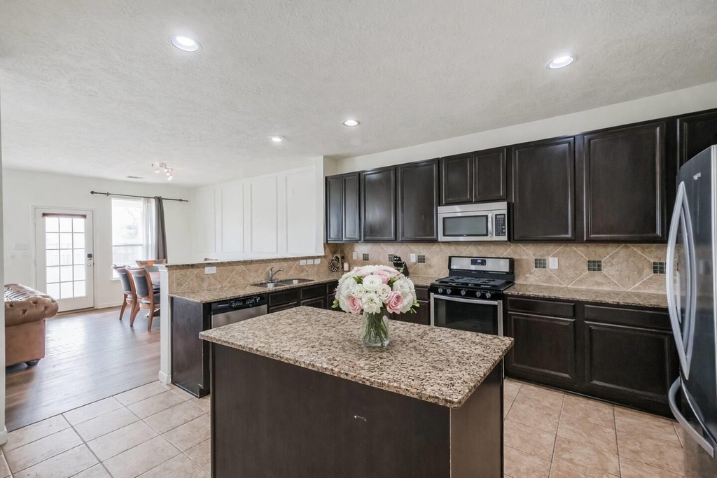 18607 Shavano Court - Photo 10