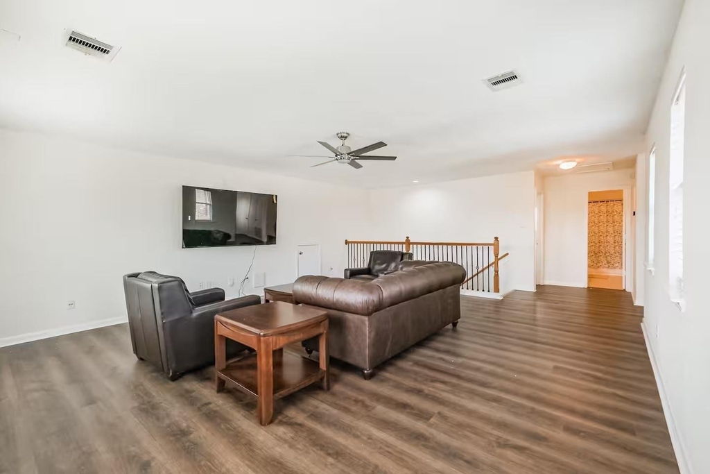 18607 Shavano Court - Photo 7