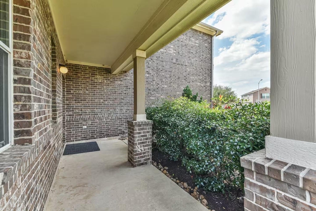 18607 Shavano Court - Photo 1
