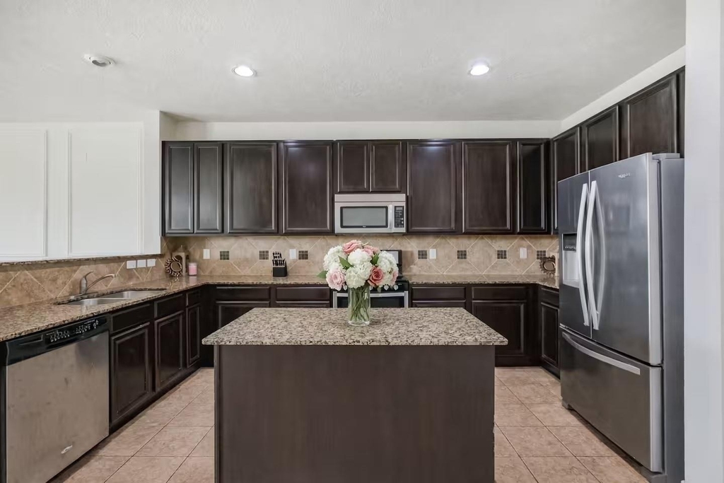 18607 Shavano Court - Photo 14