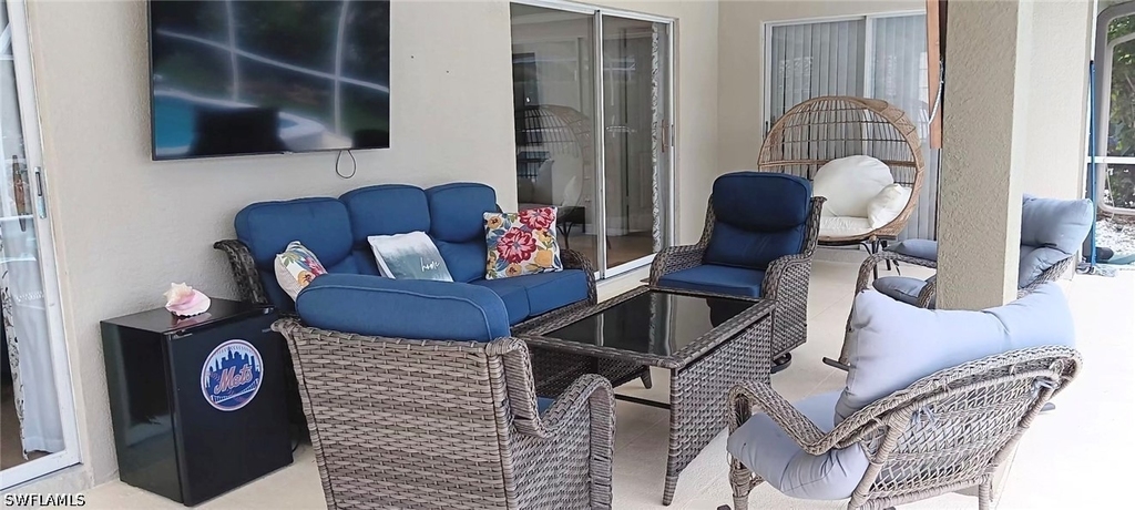 816 Belville Boulevard - Photo 2