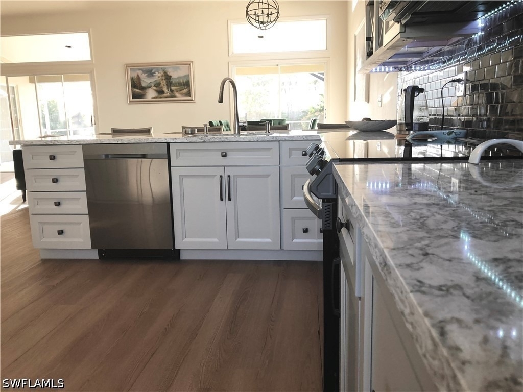 816 Belville Boulevard - Photo 11