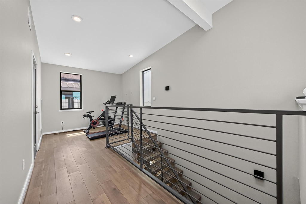 607 Memorial Heights Drive - Photo 26