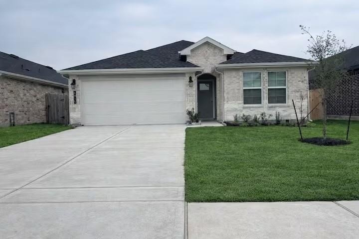 4915 Oakwood Drive - Photo 0