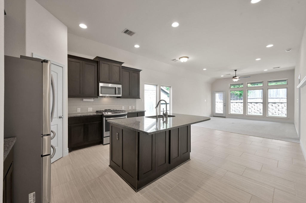 122 Kinnerly Peak Place - Photo 8