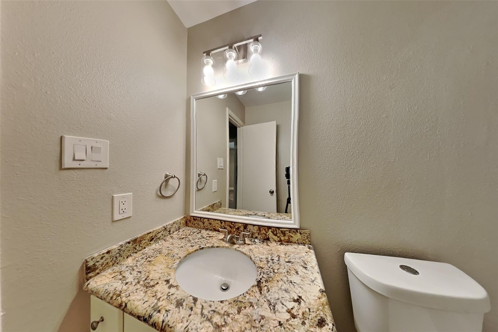 19526 Rocky Bank Drive - Photo 12
