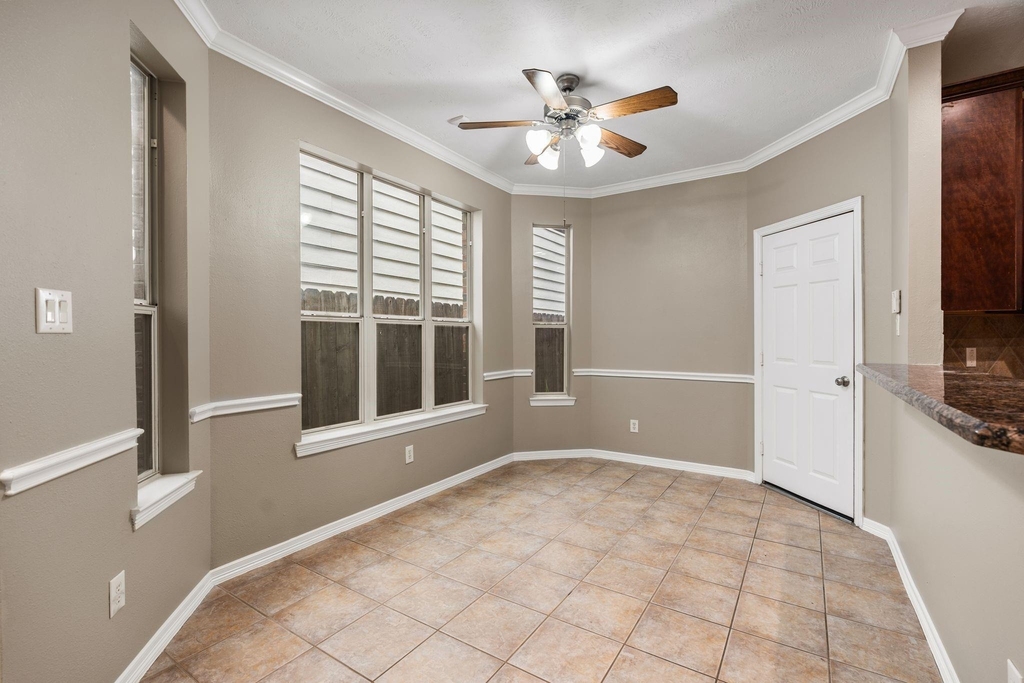 4223 Rose Street - Photo 10
