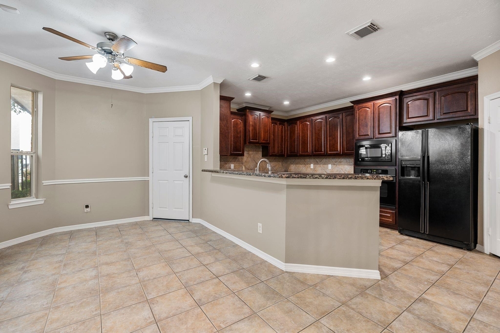 4223 Rose Street - Photo 12