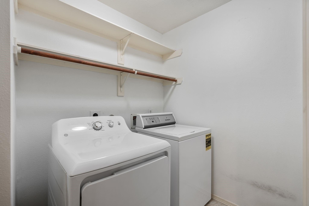 4223 Rose Street - Photo 27