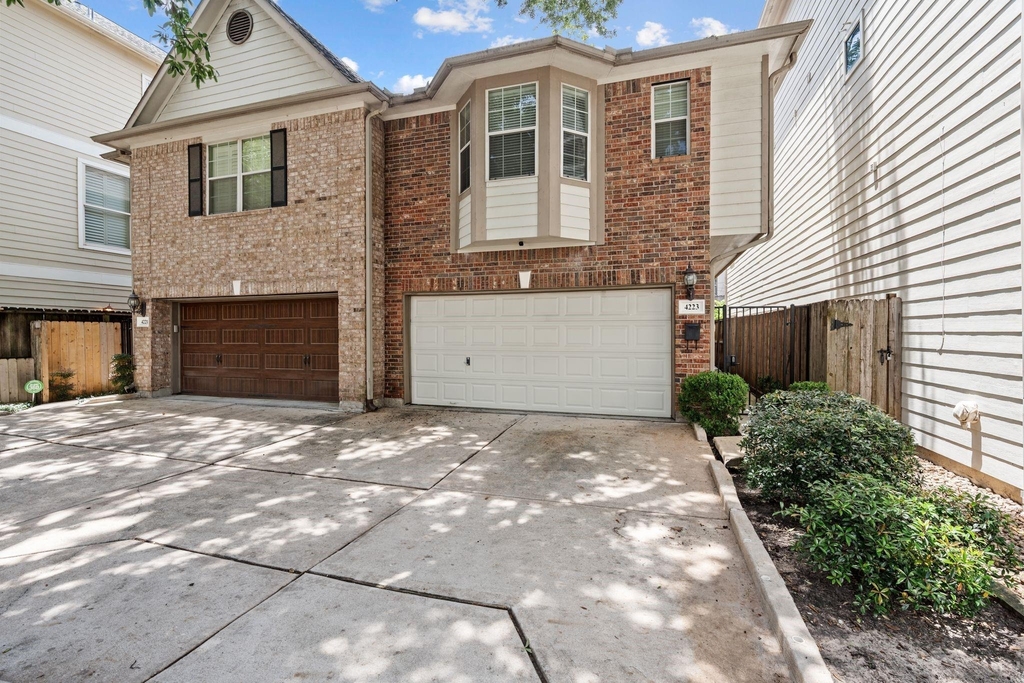 4223 Rose Street - Photo 1