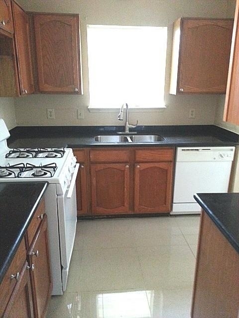 6705 Dinner Creek Court - Photo 4